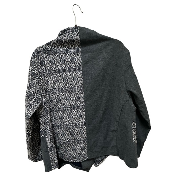 Unique Patchwork Blazer Jacket – Modern Artistic Style - Picture 12 of 12